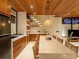 Blacksand Villas Echo Beach Canggu, by Sandara