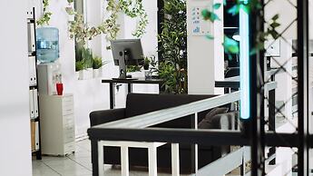 Ko lanta Hotels & Co- Working Space