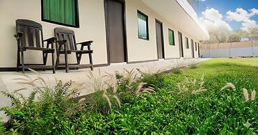 Ko lanta Hotels & Co- Working Space