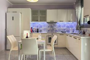Alisahni Suite