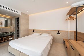 Paloma Seaesta Cabanas