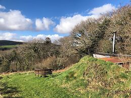 Monument Field South Brent
