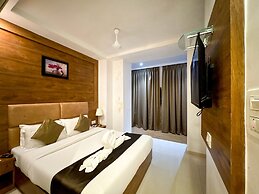 Palm Breeze Hotel - Colaba