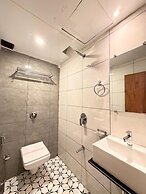 Palm Breeze Hotel - Colaba