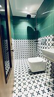 Palm Breeze Hotel - Colaba