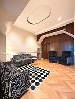 Palm Breeze Hotel - Colaba