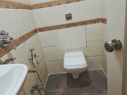 Palm Breeze Hotel - Colaba