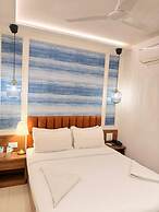 Palm Breeze Hotel - Colaba