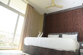 The Bay Suite