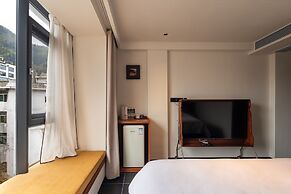 The Nest 1219