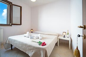 Casa Pascoli Near Sandy Beach