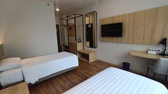 Adia Suites Hotel