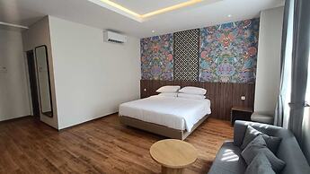 Adia Suites Hotel