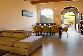 Solaris Gozitan Villa with Pool