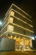 White Maple Hotel