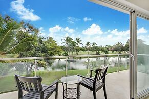 Lake View Cocotal Villa - Jacuzzi &Pool