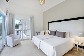 Lake View Cocotal Villa - Jacuzzi &Pool