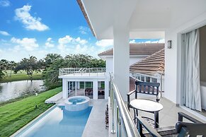 Lake View Cocotal Villa - Jacuzzi &Pool