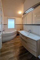 Ferienhaus mit Sauna im Ferienpark Mirow