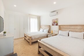 3BR Villa With Tropical Style BBQ Private Pool