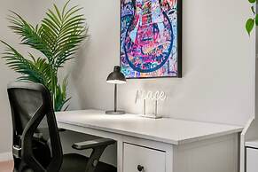 The Mask - 5BD - Movie Room - Kidfriendly