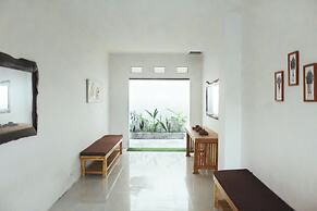Zavana House