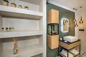 Flos Apartments