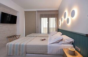 Flos Apartments
