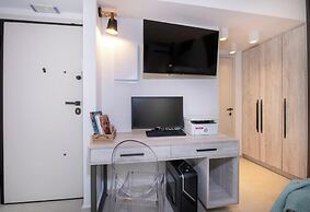 Flos Apartments