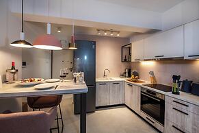 Flos Apartments