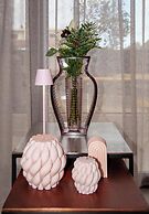 Flos Apartments