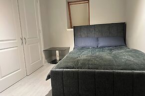 Cozy Aberdeen Cottage With 3 Bedrooms