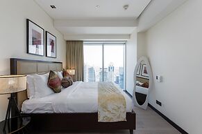 Chic 1BR in Dubai Marina w Direct Mall Access