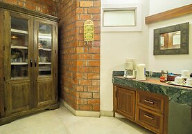 Opulent Antique 6BR Villa in Gurugram