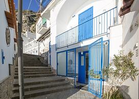 Blue Angels Relais
