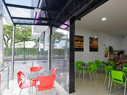 Hotel Monarca