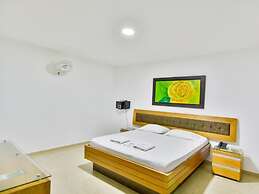 Hotel Monarca