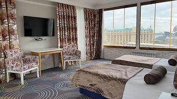 Senator Hotel