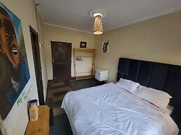 Safari junction backpackers hostel