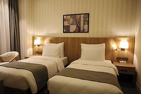 Tress Hotel