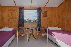 Cooks Beach Resort