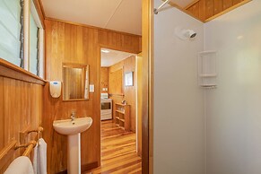 Cooks Beach Resort