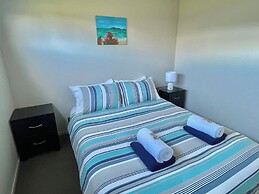 Cooks Beach Resort