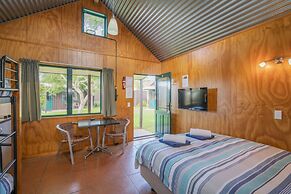 Cooks Beach Resort