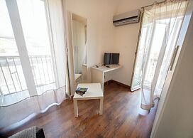 Zurria Rooms