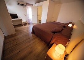 Zurria Rooms