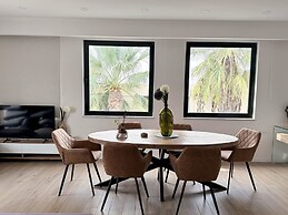 Solsalt 1min Walk to Beach 1min From Everything