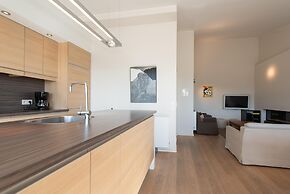 Central Flat With Sunny Terrace