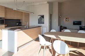 Central Flat With Sunny Terrace