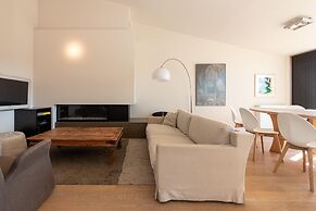 Central Flat With Sunny Terrace